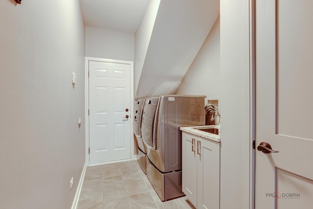 2550 Bayswater Cir, Gurnee, IL 60031 - laundry area featuring washer and dryer and baseboards