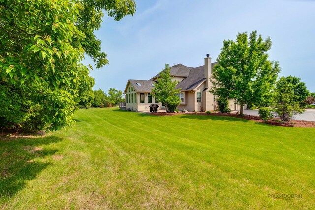 2550 Bayswater Cir, Gurnee, IL 60031 - view of grassy yard