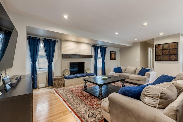 6700 N Monticello Ave, Lincolnwood, IL 60712 - living room featuring recessed lighting, baseboards, a healthy amount of sunlight, and light wood finished floors