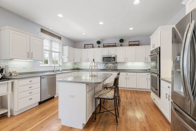 1929 Robincrest Ln, Glenview, IL 60025