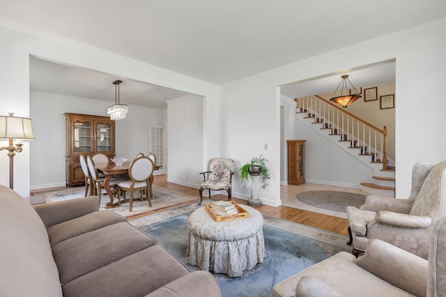 1929 Robincrest Ln, Glenview, IL 60025