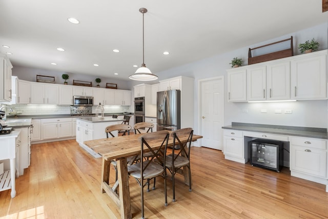 1929 Robincrest Ln, Glenview, IL 60025