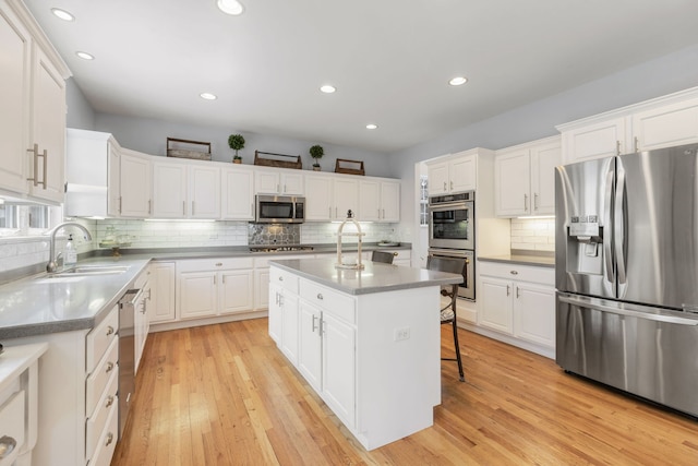 1929 Robincrest Ln, Glenview, IL 60025