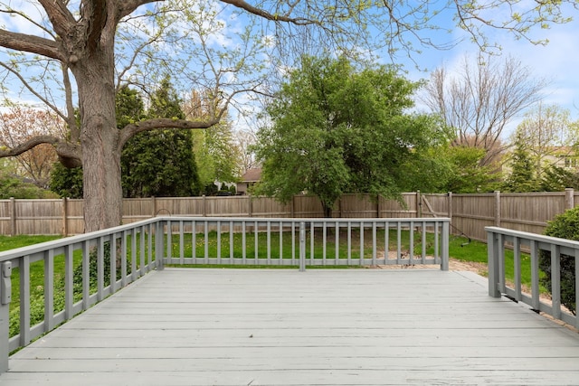 617 Sara Ln, Naperville, IL 60565 - wooden terrace featuring a fenced backyard