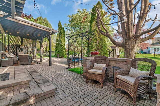 view of patio / terrace featuring an outdoor hangout area