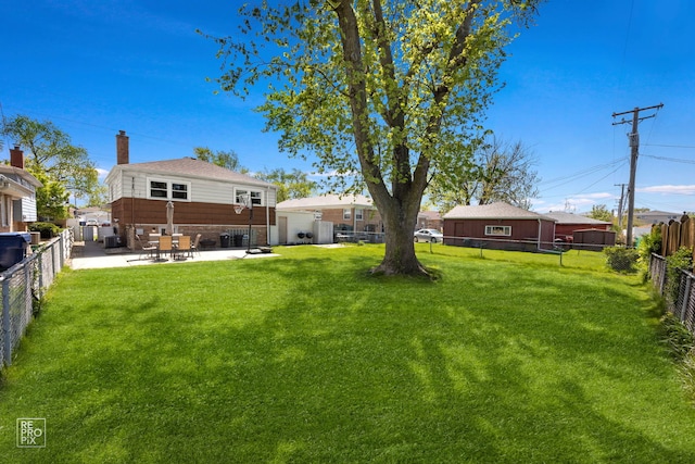 4704 W 99th St, Oak Lawn, IL 60453 - fenced backyard featuring a patio area