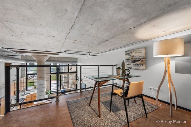 view of unfurnished office
