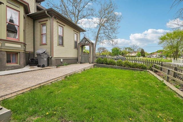 108 N Channing St, Elgin, IL 60120 - view of yard
