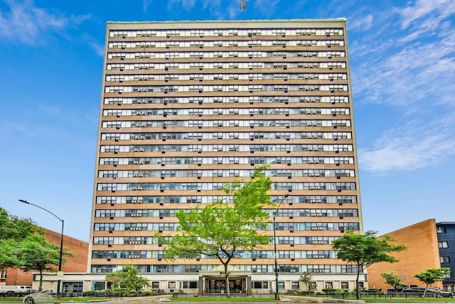 6030 N Sheridan Rd Unit 411, Chicago, IL 60660 - view of property