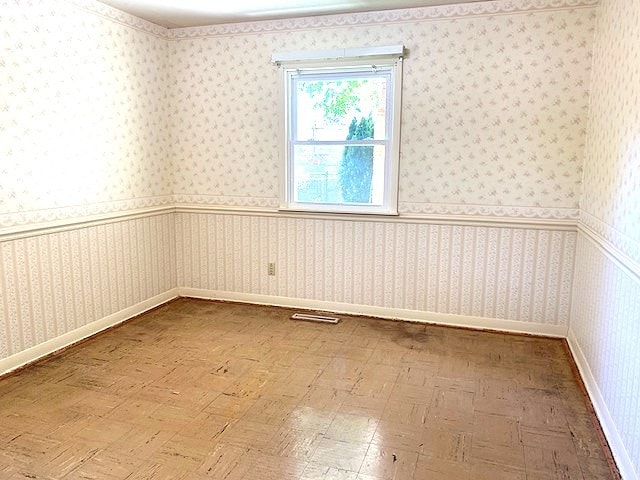empty room with visible vents