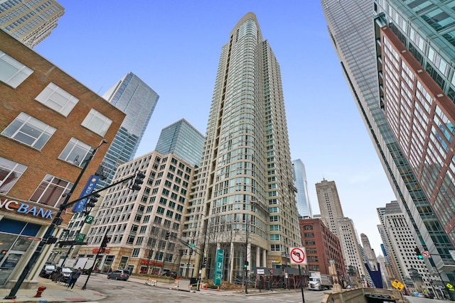 345 N La Salle Dr Unit 1205, Chicago, IL 60610 - view of building exterior with a view of city