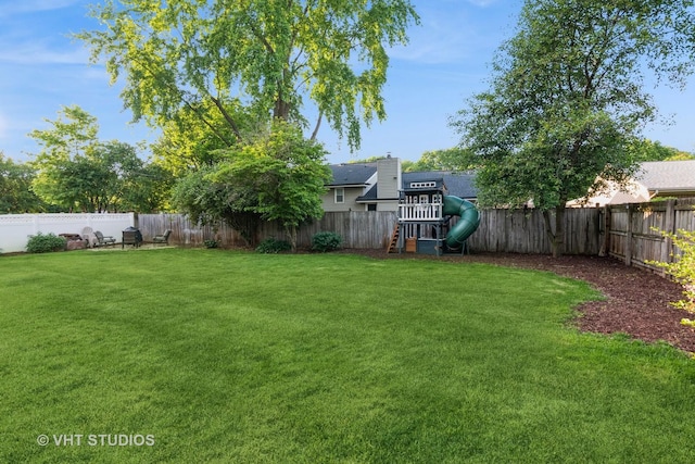 1057 Ponca Dr, Batavia, IL 60510 - view of yard with a playground