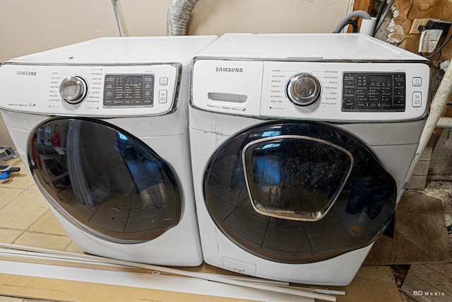 16165 Haven Ave, Orland Hills, IL 60487 - laundry room with washing machine and clothes dryer