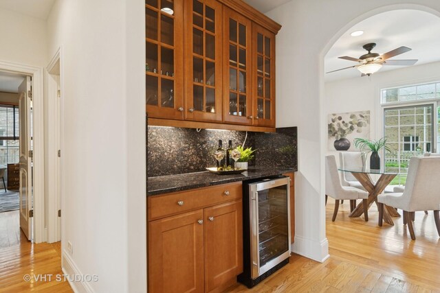 1238 N Illinois Ave, Arlington Heights, IL 60004 - indoor bar with beverage cooler, light wood-style flooring, backsplash, and ceiling fan