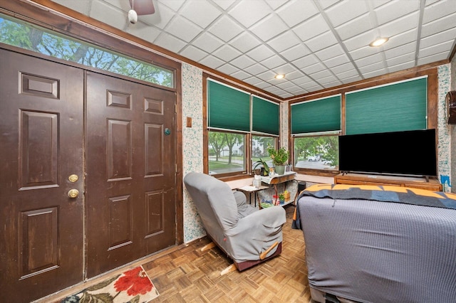 606 N Brainard Ave, La Grange Park, IL 60526 - foyer entrance featuring plenty of natural light