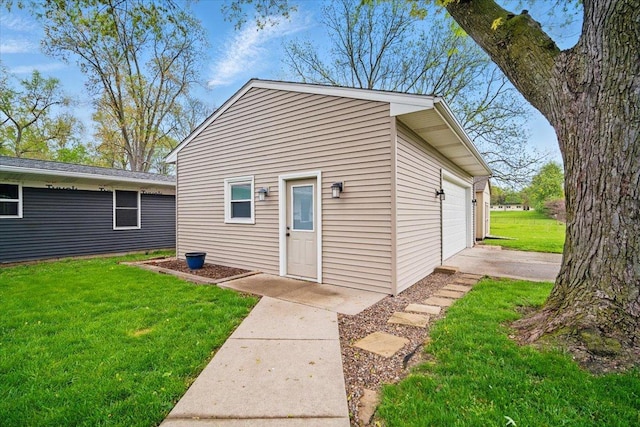 view of outdoor structure featuring a garage