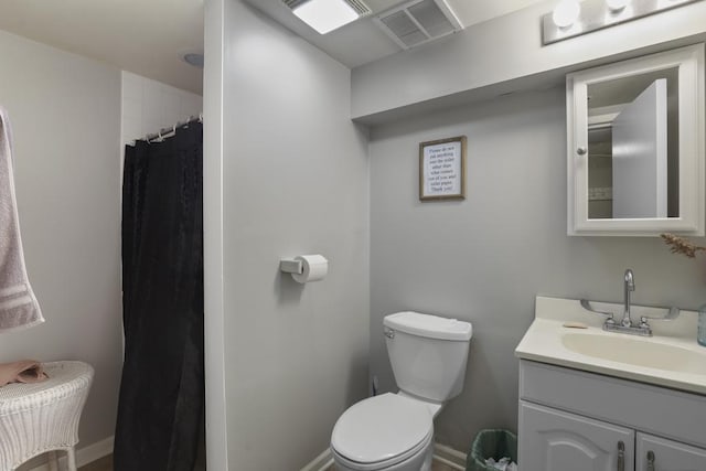 111 E Palatine Rd, Palatine, IL 60067 - full bath with vanity, toilet, a shower with shower curtain, baseboards, and visible vents