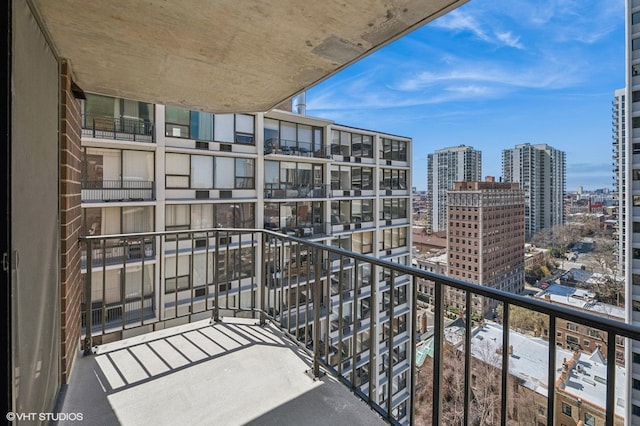1410 N State Pkwy Unit 17B, Chicago, IL 60610 - balcony featuring a view of city