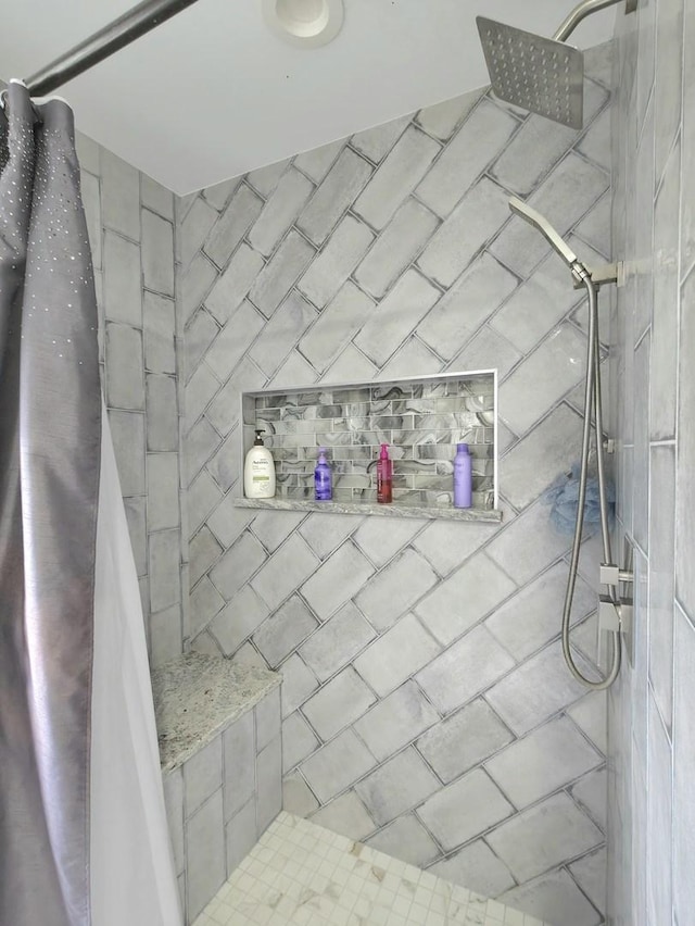 10847 Carpenter St, Mokena, IL 60448 - full bathroom featuring a tile shower