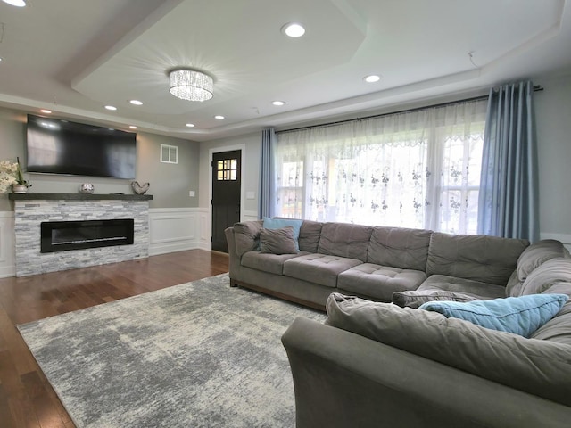 10847 Carpenter St, Mokena, IL 60448 - living room featuring a wainscoted wall, recessed lighting, wood finished floors, and visible vents