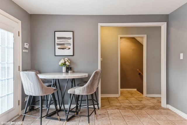 824 Elm St, Flossmoor, IL 60422 - dining room featuring baseboards and light tile patterned floors