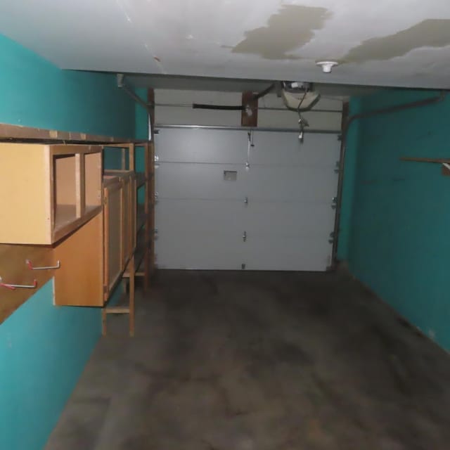 457 N Cambridge Dr Unit 457, Palatine, IL 60067 - view of garage