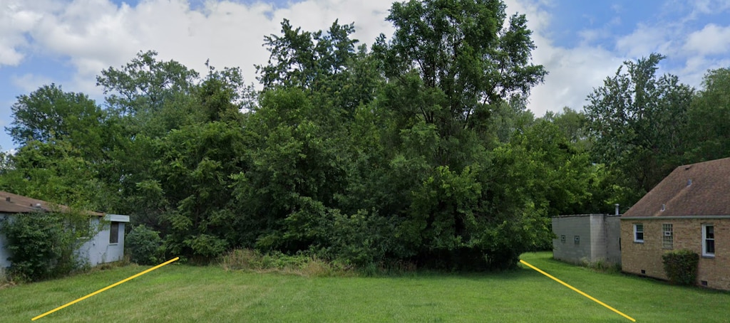 3738 W 141st St, Robbins, IL 60472