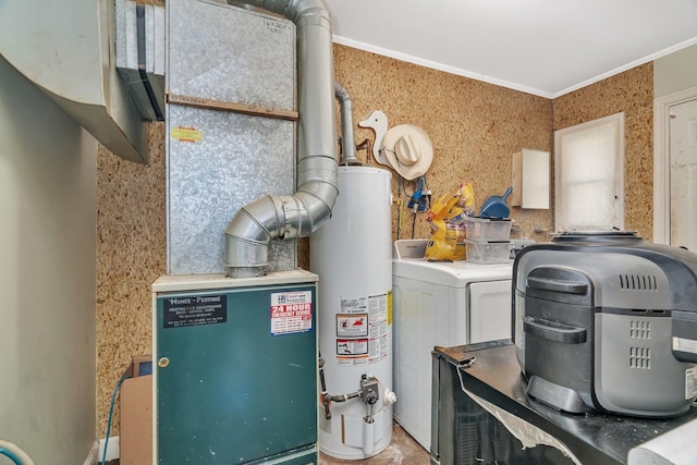 utilities with washer / dryer and gas water heater