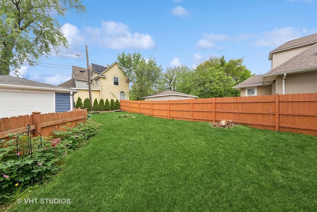9606 S Vanderpoel Ave, Chicago, IL 60643 - view of yard
