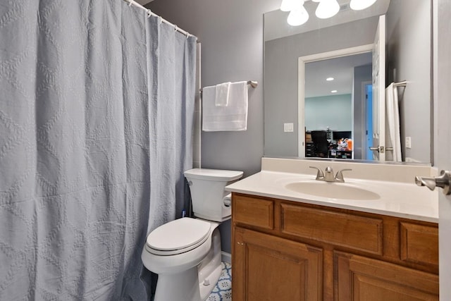 3412 Blue Ridge Dr, Carpentersville, IL 60110 - full bathroom featuring toilet, vanity, and a shower with curtain