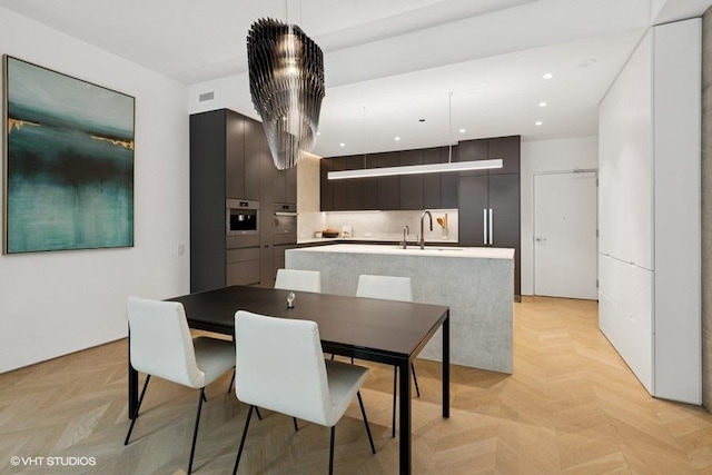 1917 S Calumet Ave, Chicago, IL 60616 - dining space with recessed lighting