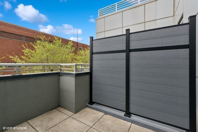 1917 S Calumet Ave, Chicago, IL 60616 - view of balcony