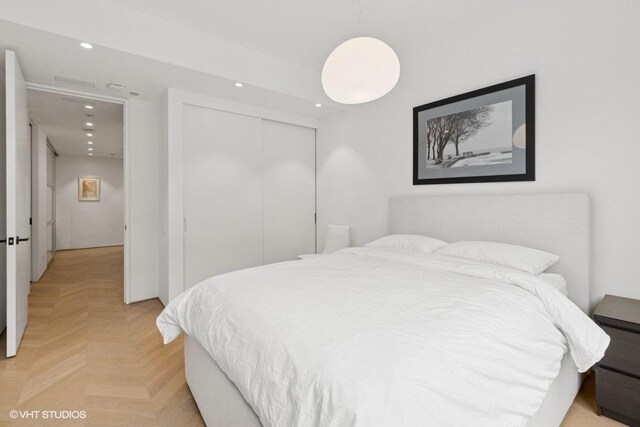 1917 S Calumet Ave, Chicago, IL 60616 - bedroom with a closet and recessed lighting