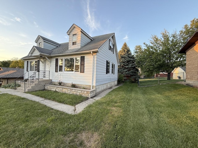 106 Kazwell St, Willow Springs, IL 60480 - cape cod-style house featuring a shingled roof