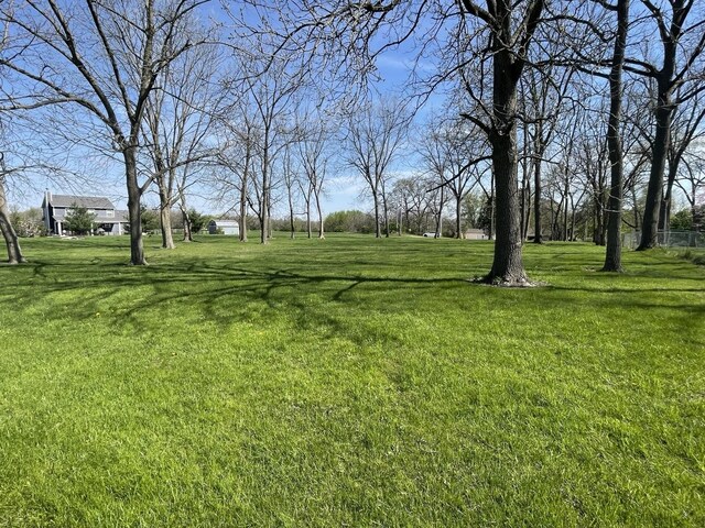 309 1st St S, Kappa, IL 61738 - photo 5