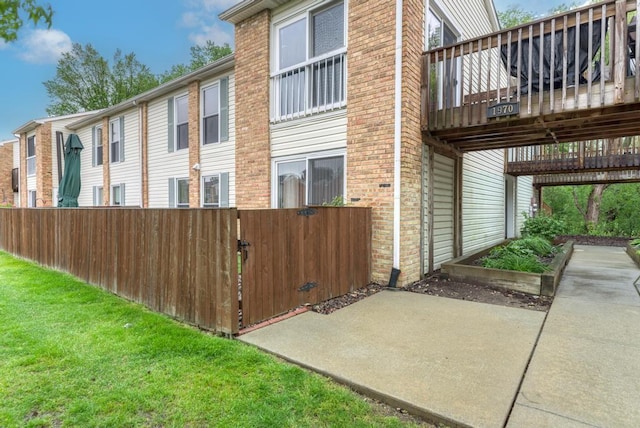 1970 Kenilworth Cir Unit C, Hoffman Estates, IL 60169 - photo 2