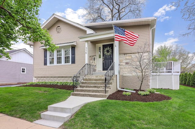 845 Smith St, Glen Ellyn, IL 60137 - view of front facade featuring a front yard and stone siding
