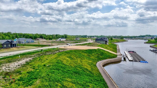 23 Great Loop Dr, Ottawa, IL 61350