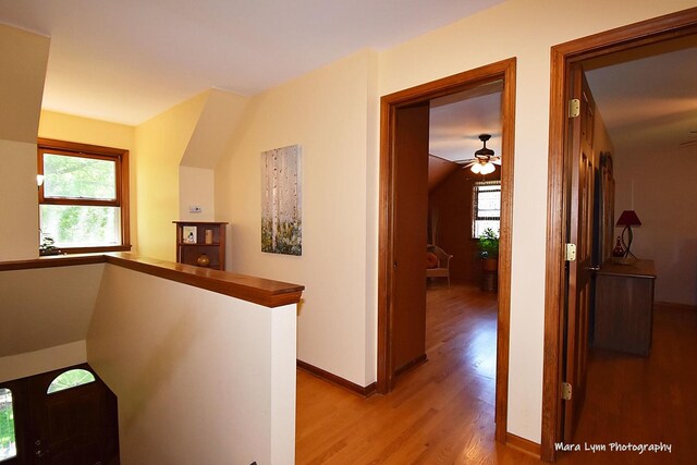 5N850 Ravine Dr, Saint Charles, IL 60175 - hallway with light wood-style flooring, an upstairs landing, and baseboards