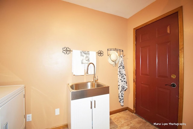 5N850 Ravine Dr, Saint Charles, IL 60175 - clothes washing area featuring cabinet space, washer / clothes dryer, and baseboards