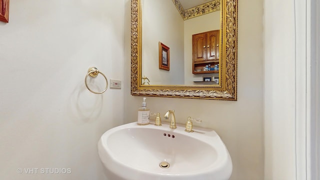 23118 Lacroix Ln, Plainfield, IL 60544 - bathroom with a sink