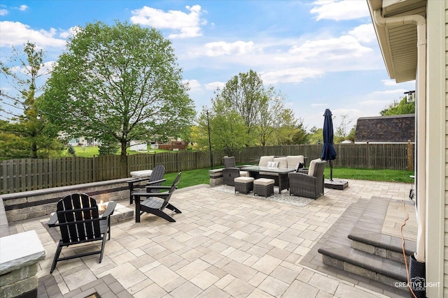410 Blue Ridge Dr, Oswego, IL 60543 - view of patio / terrace featuring an outdoor hangout area and a fenced backyard