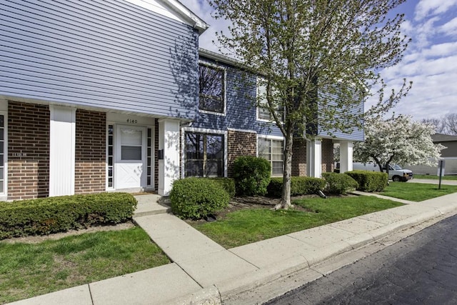 4140 Brentwood Ln, Waukegan, IL 60087 - view of front of property with brick siding