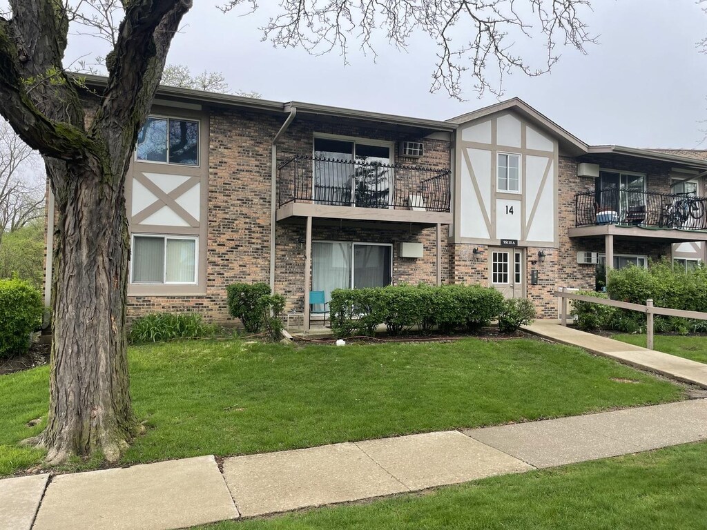 9S110 Lake Dr Unit 14-201, Willowbrook, IL 60527 - view of property