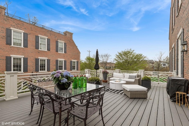 847 N Mckinley Rd, Lake Forest, IL 60045 - deck with outdoor dining space and outdoor lounge area