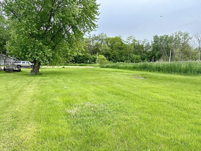 316 S Bernice Ct, Round Lake, IL 60073