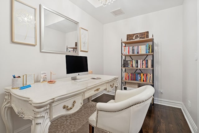 1111 W Madison St Unit 5B, Chicago, IL 60607 - office area with baseboards, dark wood-style flooring, and visible vents