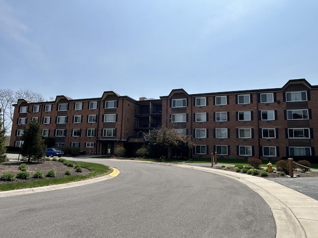 1216 S New Wilke Rd Unit 106, Arlington Heights, IL 60005 - view of building exterior