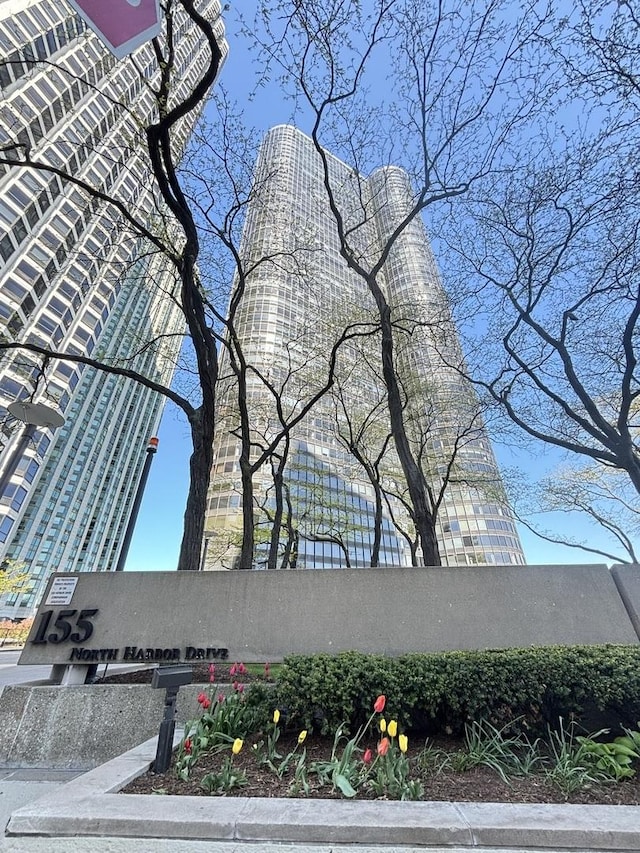 view of home's exterior