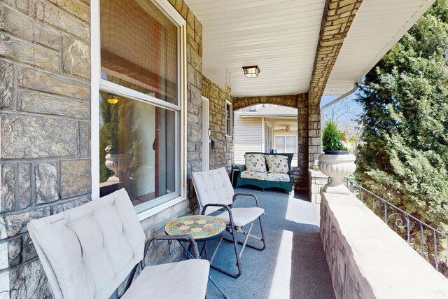 5650 W Grace St, Chicago, IL 60634 - view of patio